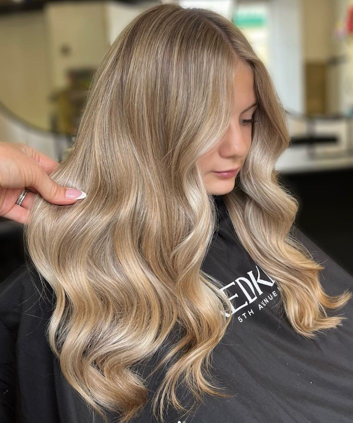 Blonde Lob with Balayage